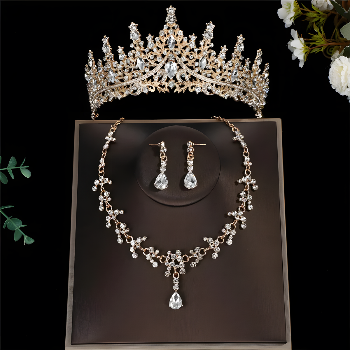 Crown Jewelry Set