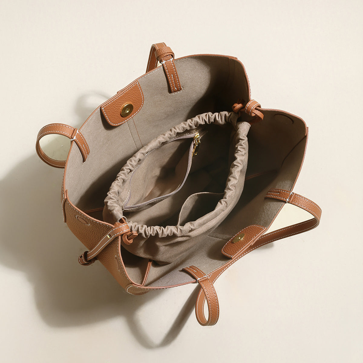 Esmeralda Everyday Trapezoid Tote Bag-4