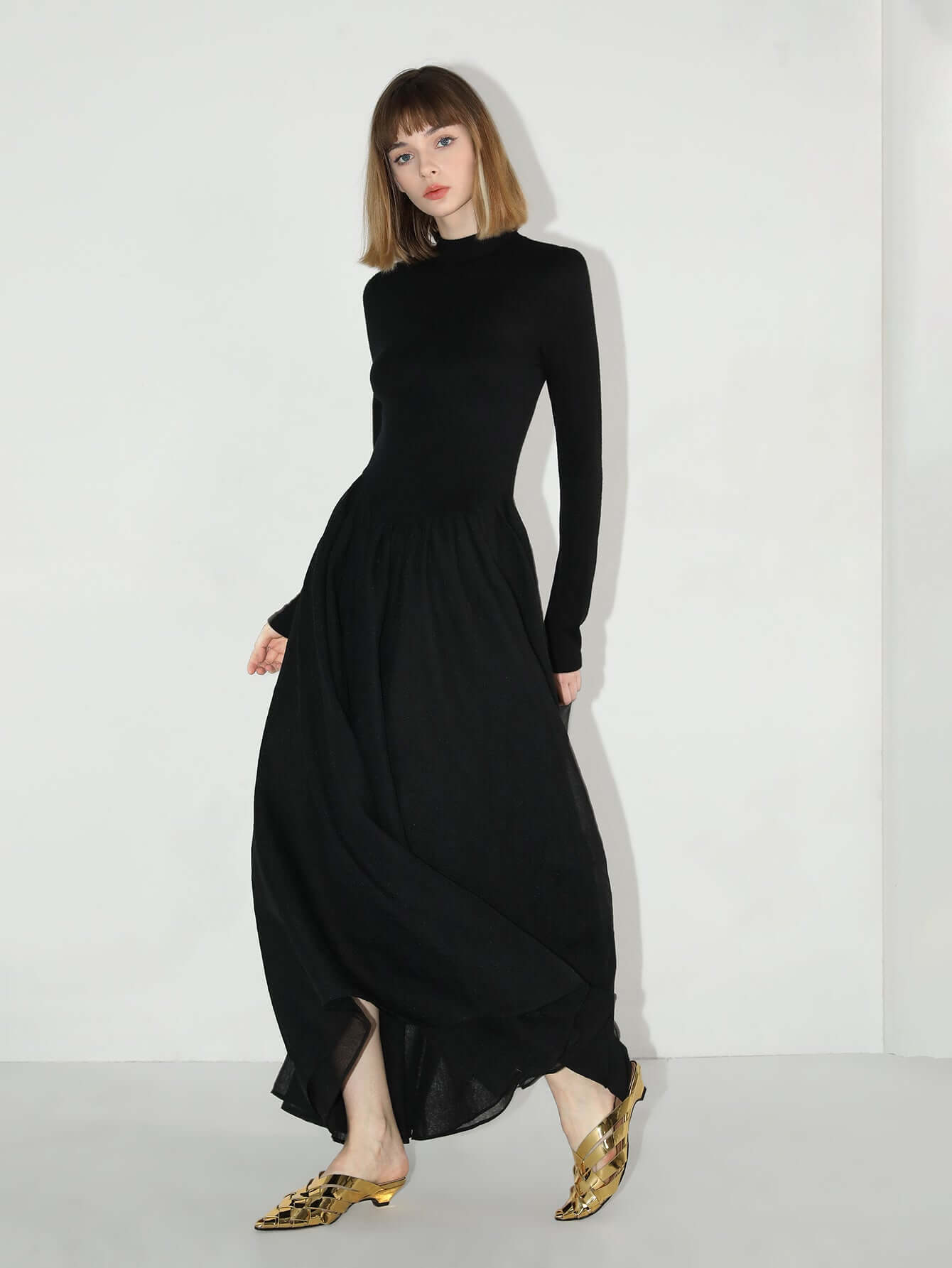 Solid Black Pleated Maxi Dress-2