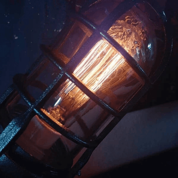 Steampunk raketlampa